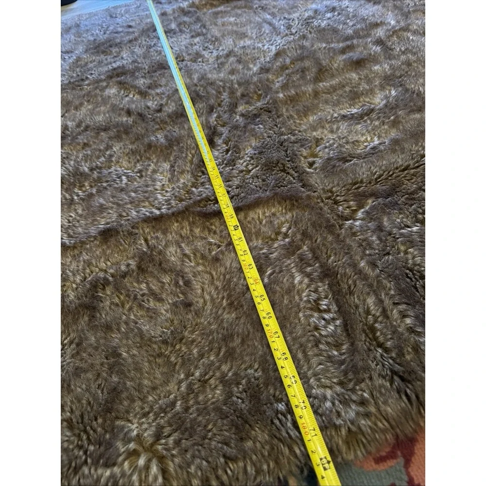 Faux Fur Rug Soft Coyote Fur Animal Pelt Rectangle Accents Rugs 5' X 6'‎ Suede
